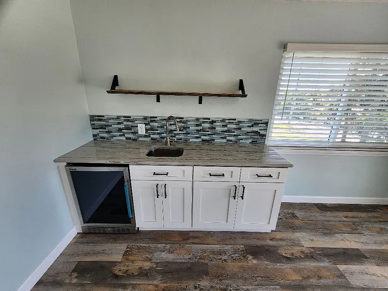 110 Surf St — Photo 18