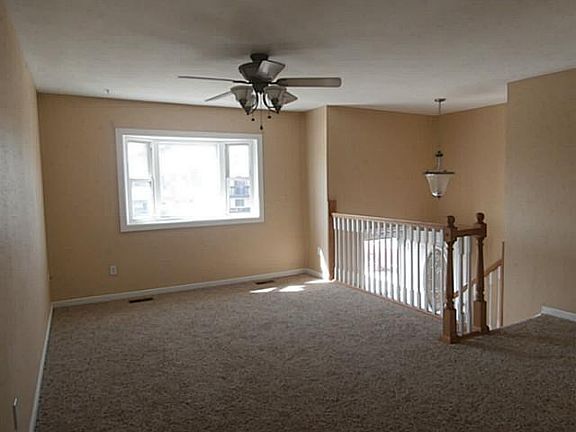 2nd image of 7310 Starcrest Rd