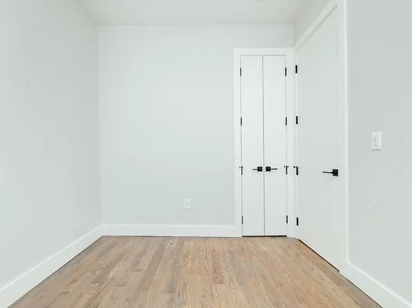 411 Chauncey Street image 13 of 17