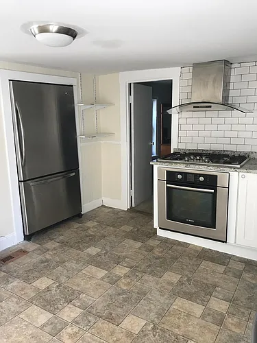 5 Prospect St Photo 1