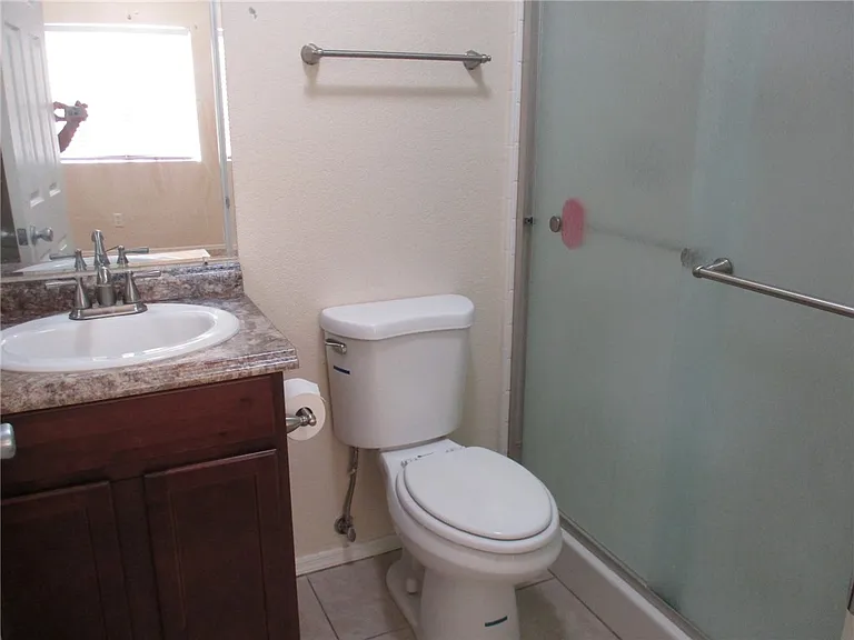 2801 Paloma Senda #D — Photo 12