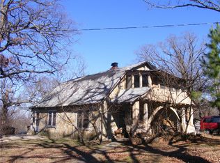 17210 Ridge Rd, Gravette, AR 72736