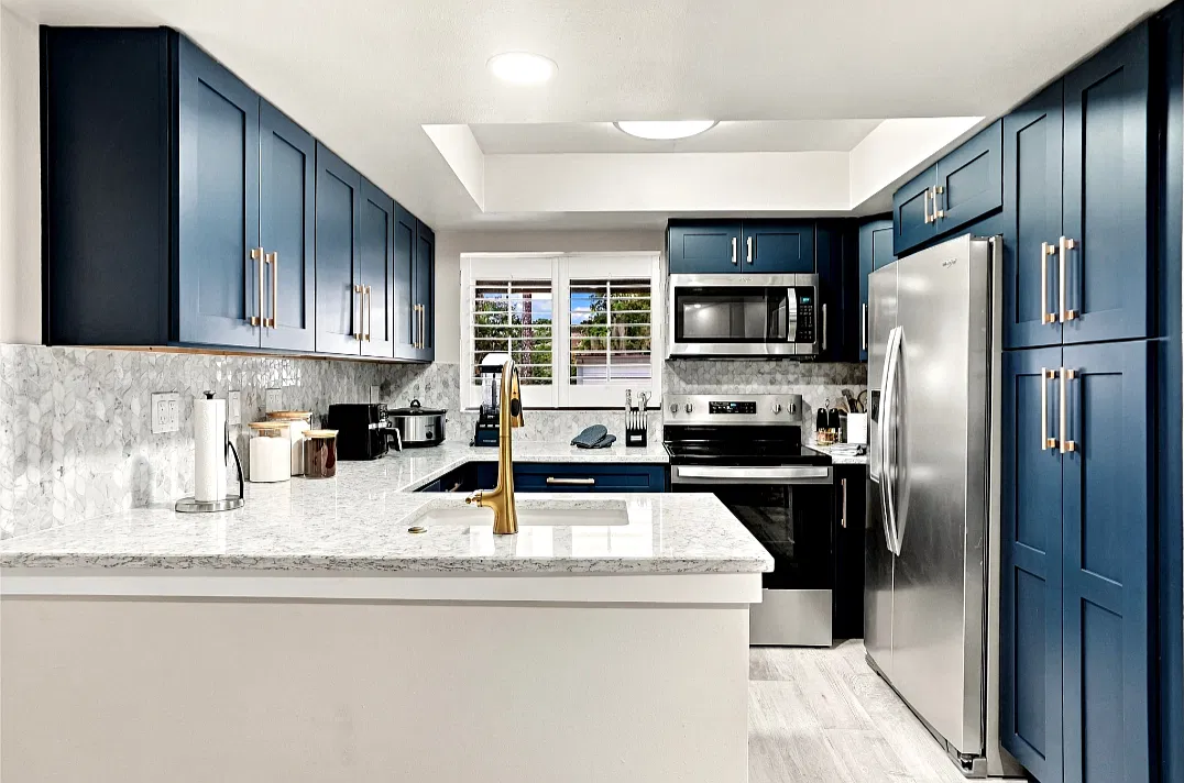 2 bed, 1.5 bath, 1100 sqft, $2,600 — Photo 2