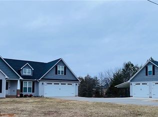 161 Lemons Rd, Stokesdale, NC 27357