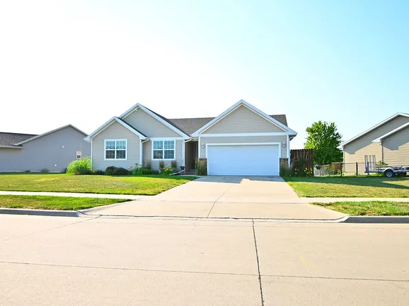 6602 SE Sundancer Swing, Pleasant Hill, IA 50327