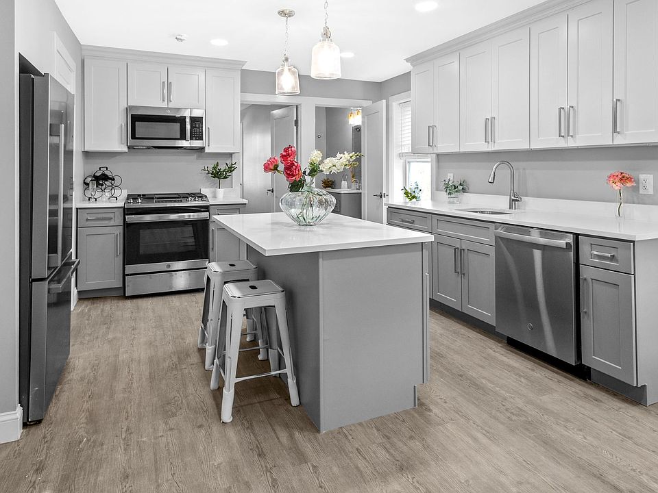 168 N Water Street 168 N Water St Greenwich CT Zillow