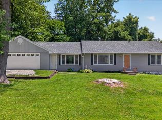 1910 Oak Tree St, Saint Peters, MO 63376