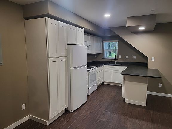 4th image of 22413 104th Street Ct E #2