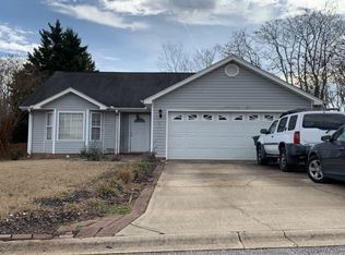 5 Meadow Hill Way, Taylors, SC 29687