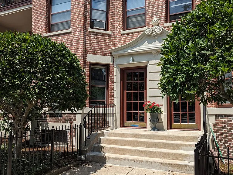 41 South St #6 — Photo 2