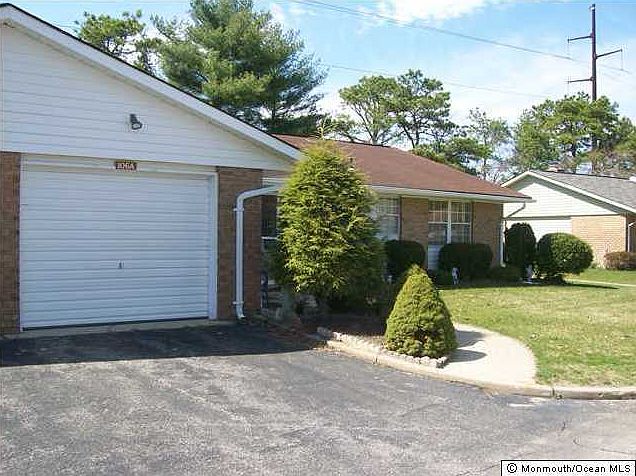 2nd image of 106 Cambridge Circle #A