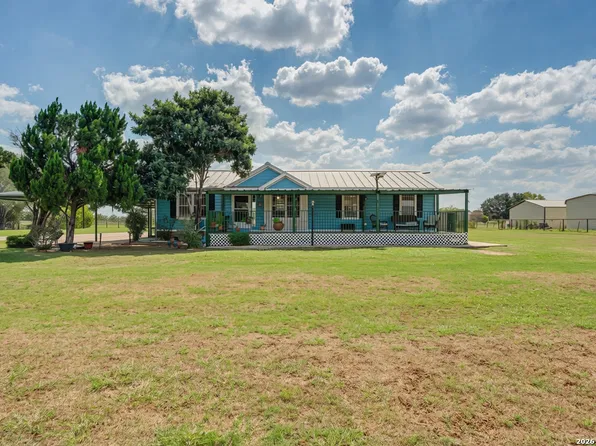 12758 FM 1346, St Hedwig, TX 78152