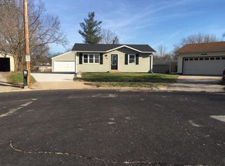 3800 W Virden Ct, Peoria, IL 61615