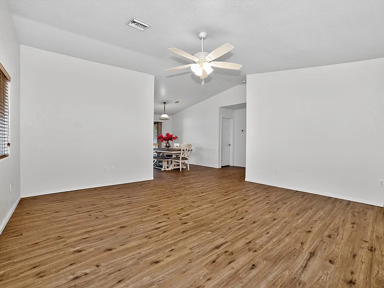 10320 S Tornado Ave — Photo 6