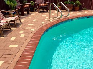118 E Gardenia St, South Padre Island, TX 78597