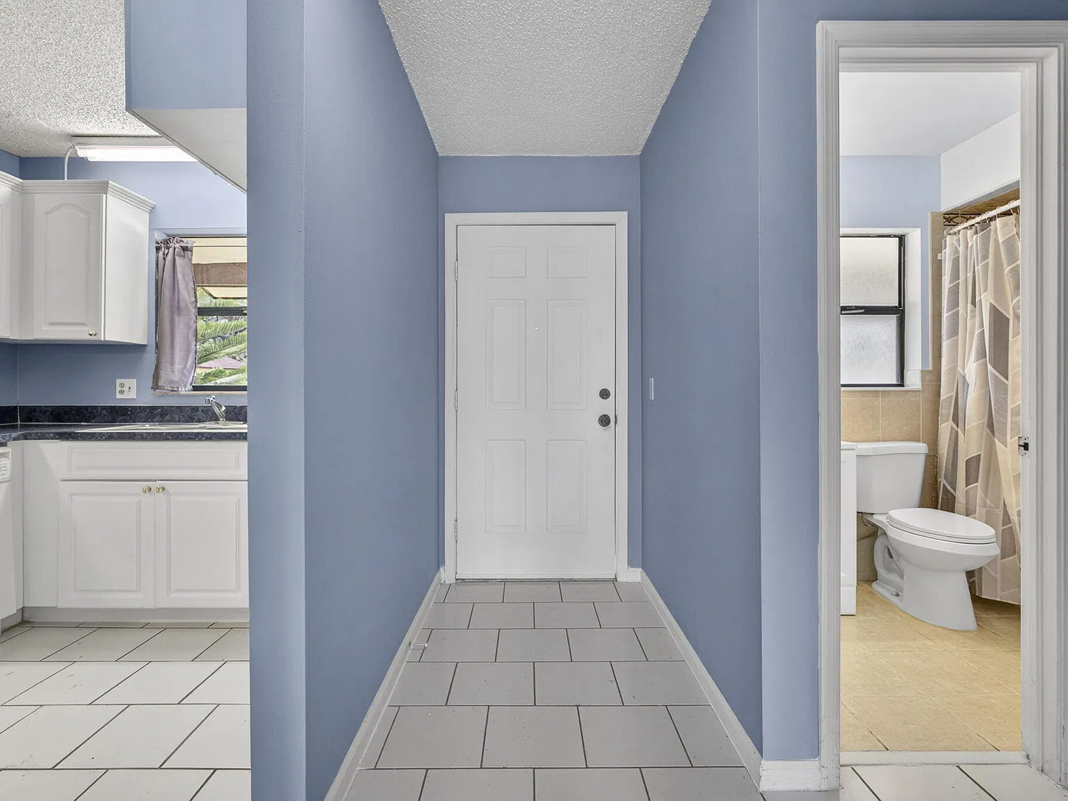 1 bed, 1.0 bath, 647 sqft, $1,600 — Photo 4