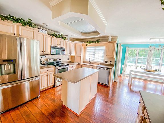5th image of 22430 Spicewood Dr