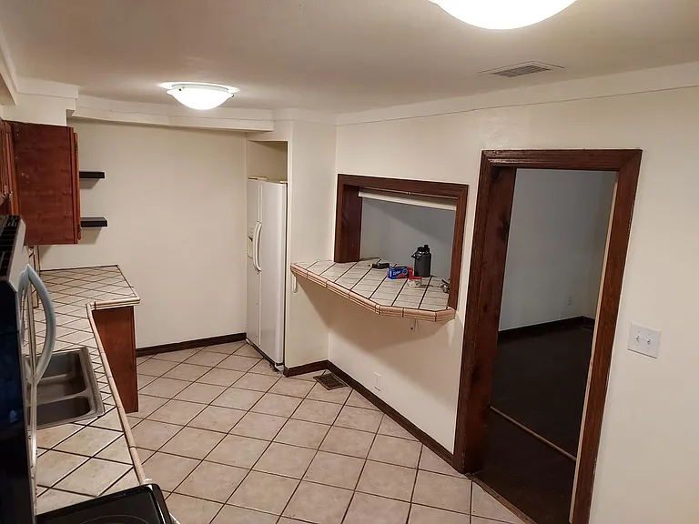 2720 Sidney Ave #1 — Photo 3