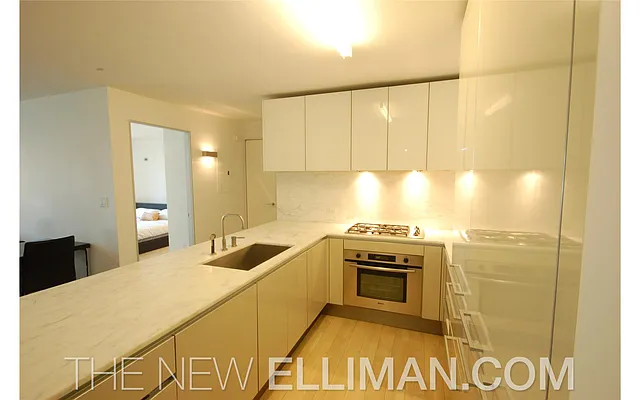 Rented by Douglas Elliman | media 53