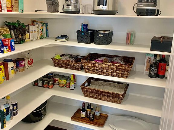 Kitchen Pantry