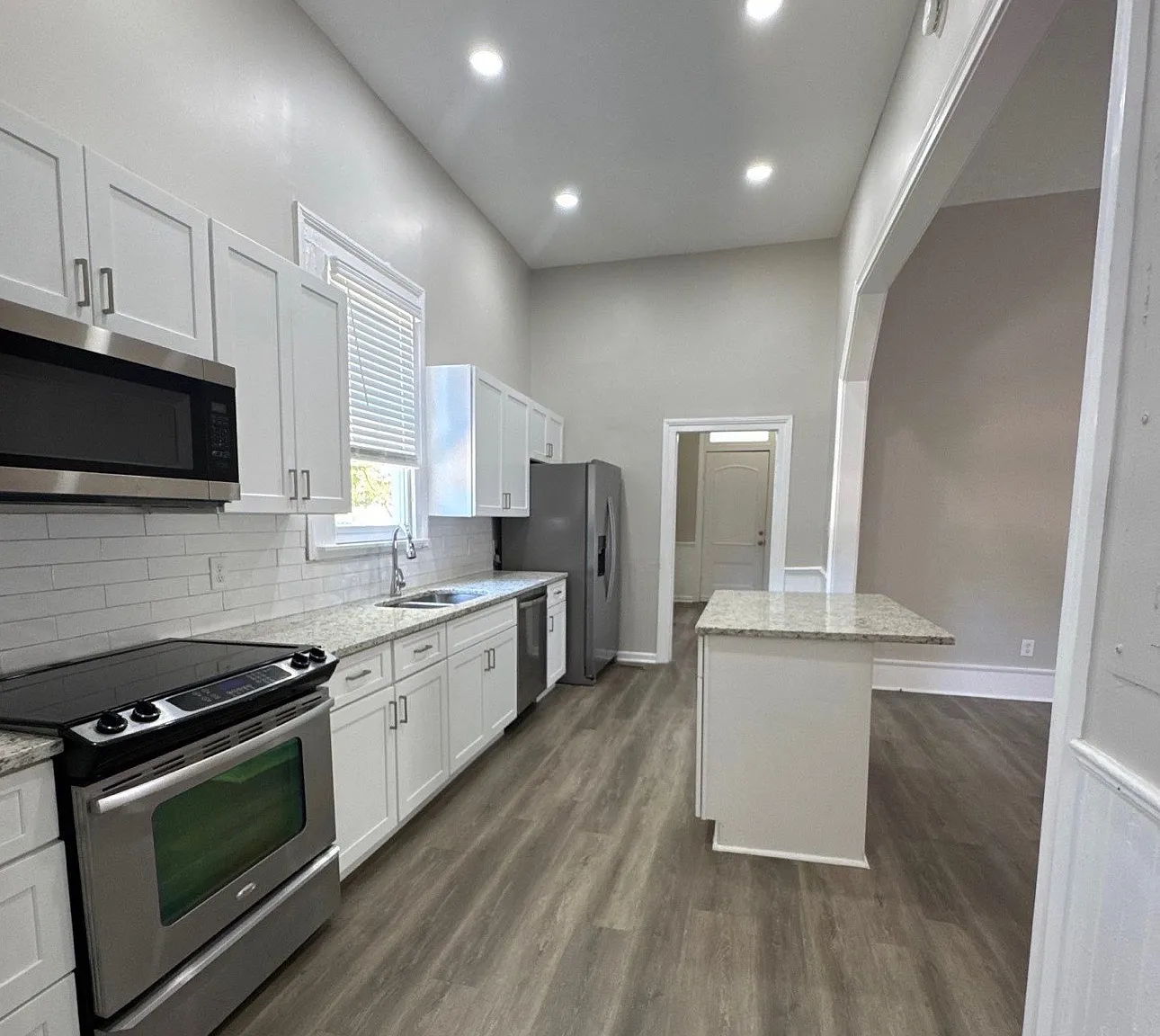 3 bed, 1407 sqft, $1,500 — Photo 4