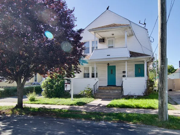 38-40 Grover St, Springfield, MA 01104