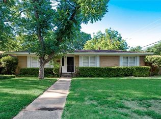 1601 Larkspur Dr, Arlington, TX 76013