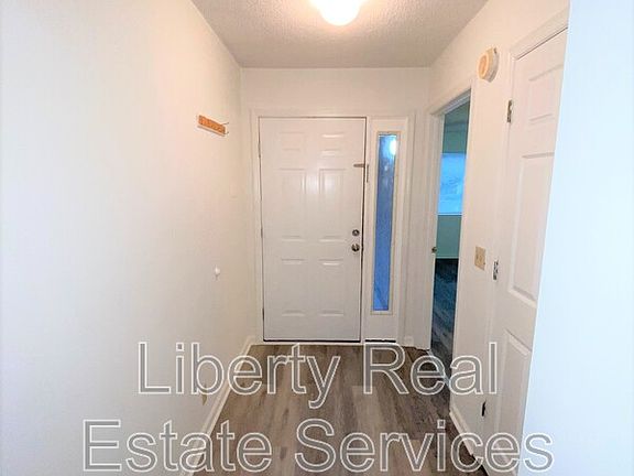 3rd image of 910 Brett Dr APT 54