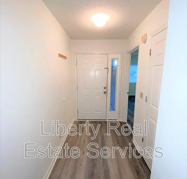 910 Brett Dr #54 — Photo 3