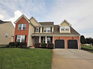 3405 Eight Star Way, Chesapeake, VA 23323