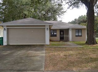 8401 Barrett Pl, Tampa, FL 33617