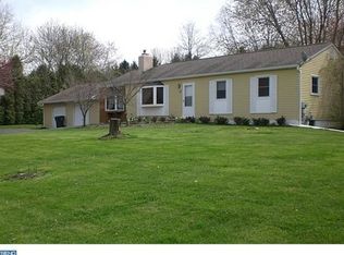 119 Cumberland Dr, Coatesville, PA 19320