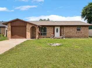 4201 Sweetbriar Dr, Garland, TX 75042