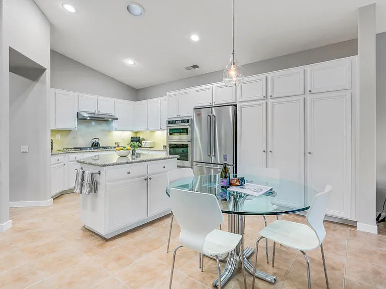 67361 N Laguna Dr — Photo 41