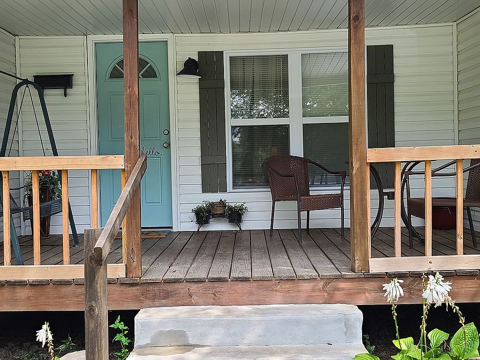 1st image of 132 N Parmenter Ave