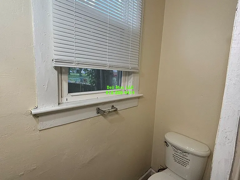 213 Taylor Ave — Photo 11