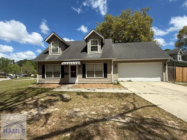 36 Country Walk Dr, Savannah, GA 31419