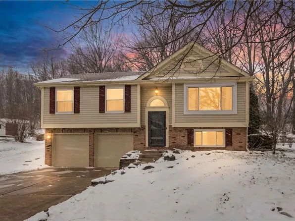 2003 Colony Dr, Aliquippa, PA 15001