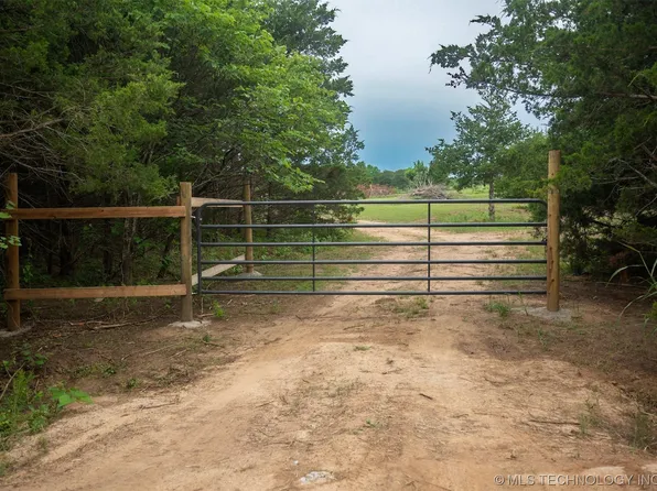 58901 S 36060th Rd, Jennings, OK 74038
