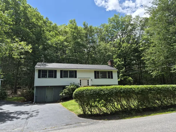 31 Clay Hill Road, York, ME 03902