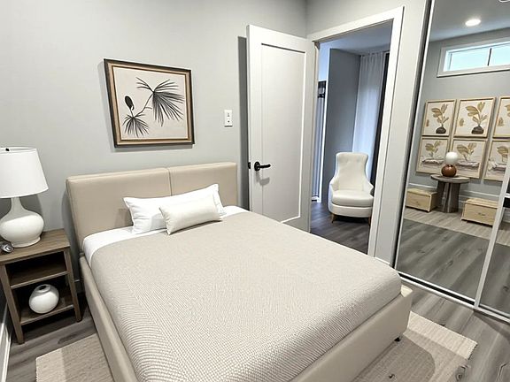 4th image of 15 Walmer Rd #502