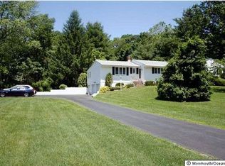 5 Holland Rd, Middletown, NJ 07748