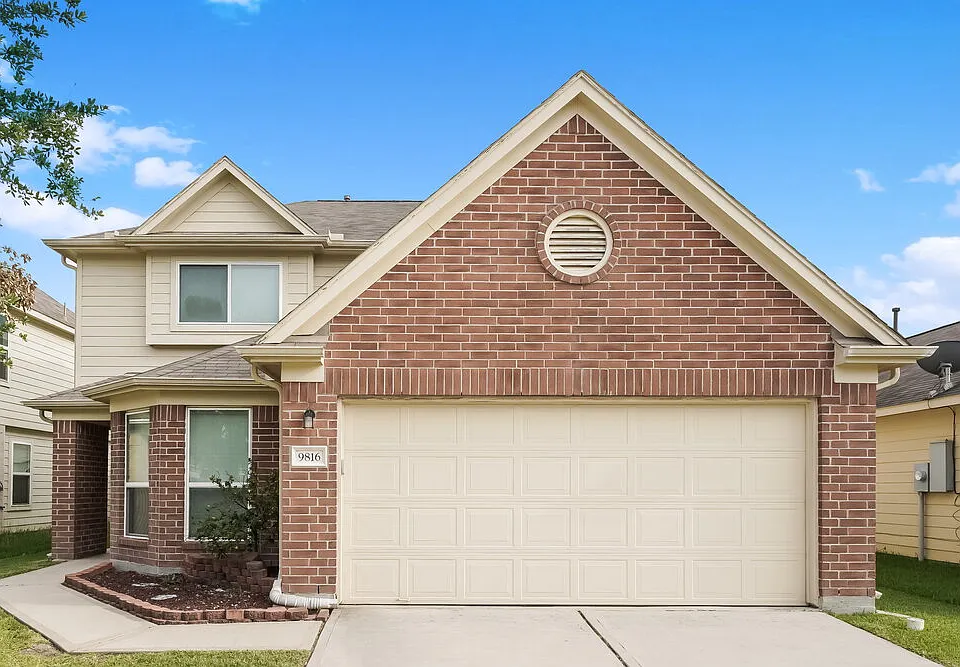 9816 Lace Flower Way