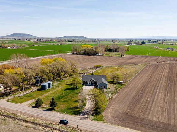 634 N 3200 E, Menan, ID 83434