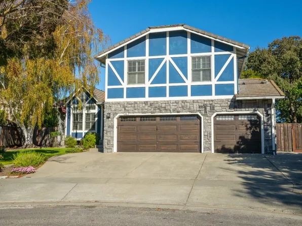 466 Oakwood Circle, Fairfield, CA 94534