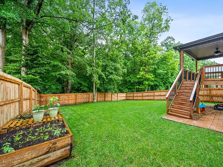 1082 Winesap Rd — Photo 26