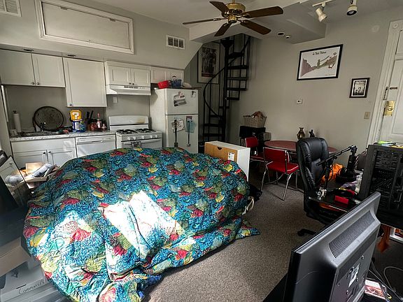 4th image of 2357 W Clifton Ave APT 2