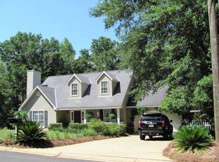 111 Sweetbriar Cir, Daphne, AL 36526
