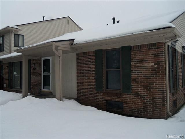1st image of 41017 Southwind Dr