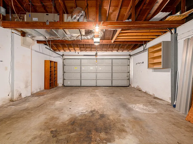 1661 Algonquin Dr — Photo 23